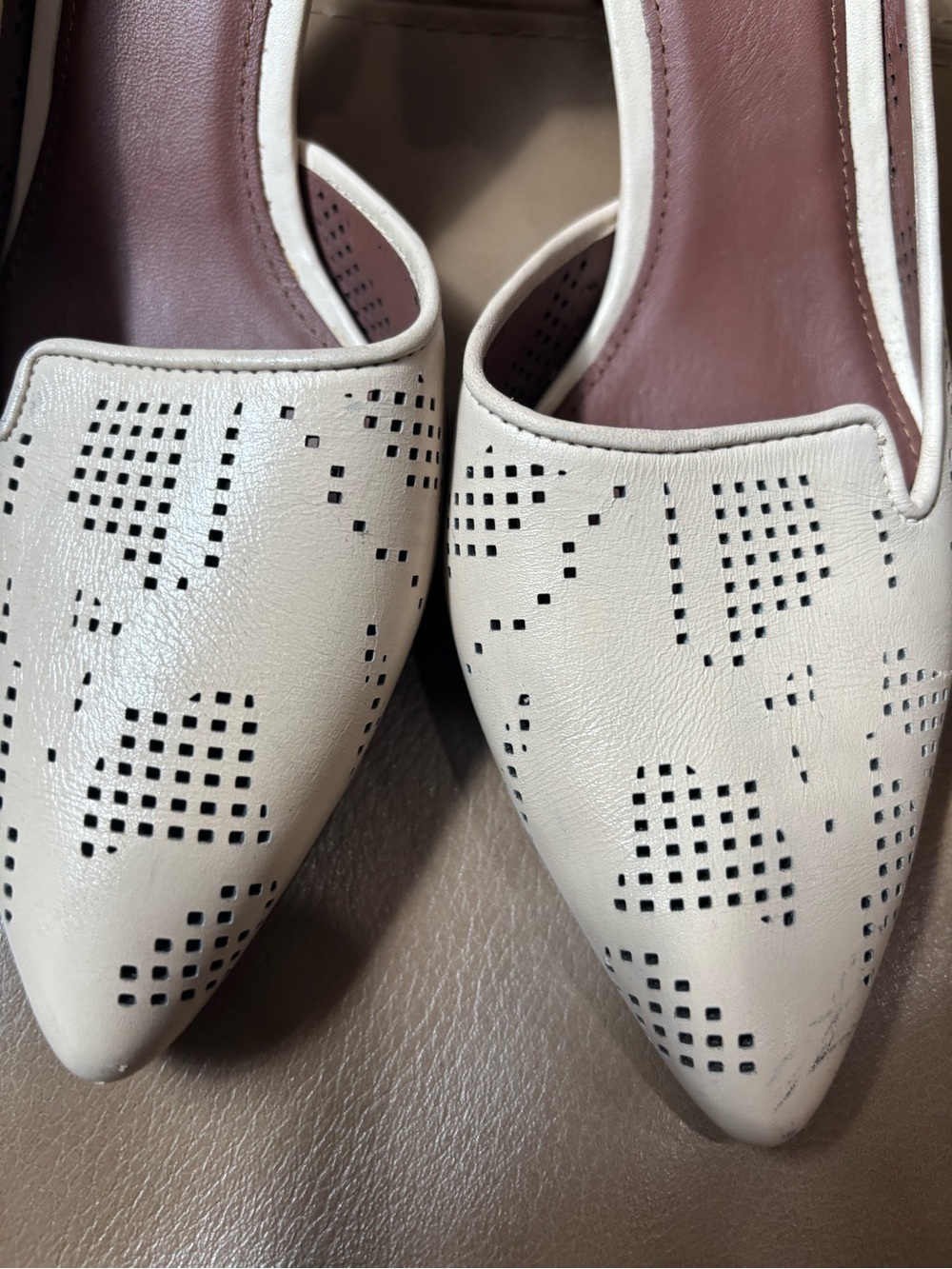 Cole Haan Neala Pointed Toe Pump in Light Beige 2 inch heels - Picture 3 of 7